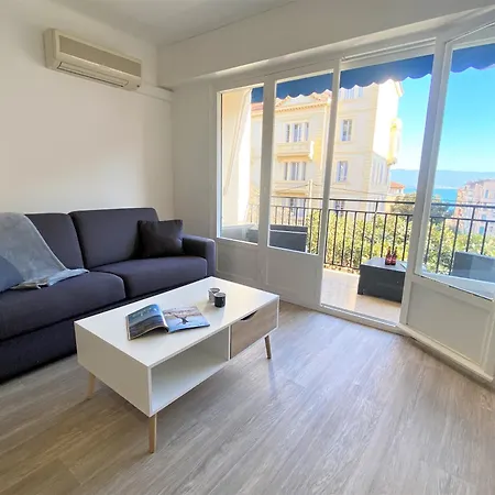 Apartment Sacre Coeur 6 Couchages