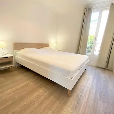 Sacre Coeur 6 Couchages Апартаменты